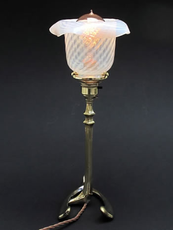 antique_wishbone_lamp_2