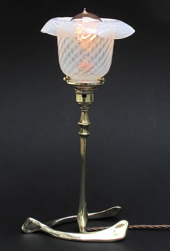 antique_wishbone_lamp_3