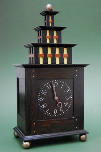 8_mantle_clock_angled_front